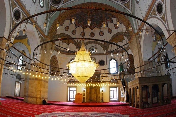 داخل-مسجد-سلیمیه-قونیه