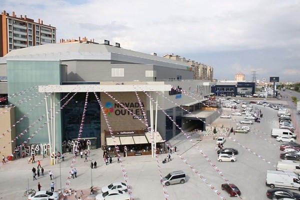 مرکز خرید نوادا اوت لت قونیه | Novada Outlet Konya؛ بهشت خرید ارزان در قلب آناتولی
