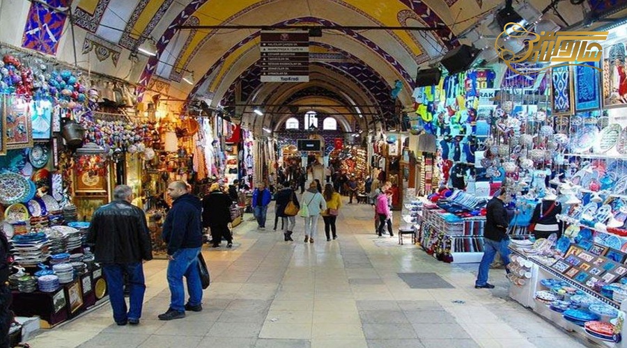 بازدید از بازار بزرگ در تور زمینی استانبول بهمن 1402