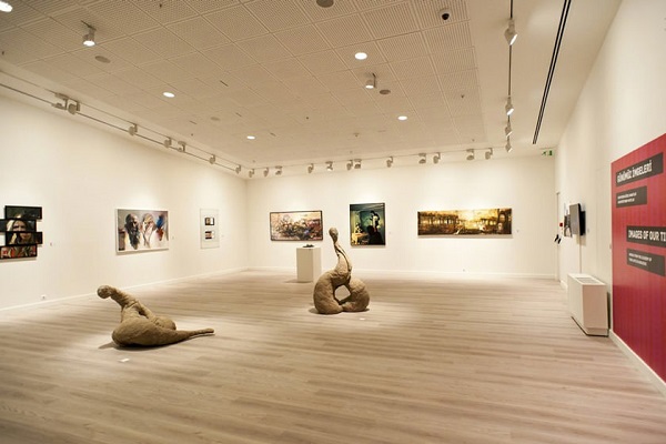 مجموعه شهر رویاها در موزه پرا استانبول