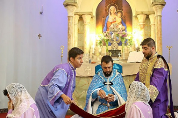 داخل کلیسای سرکیس مقدس ایروان