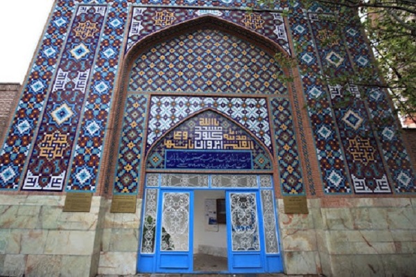 معماری مسجد کبود ایروان؛ ترکیب آرامش، رنگ آبی و هنر ایرانی