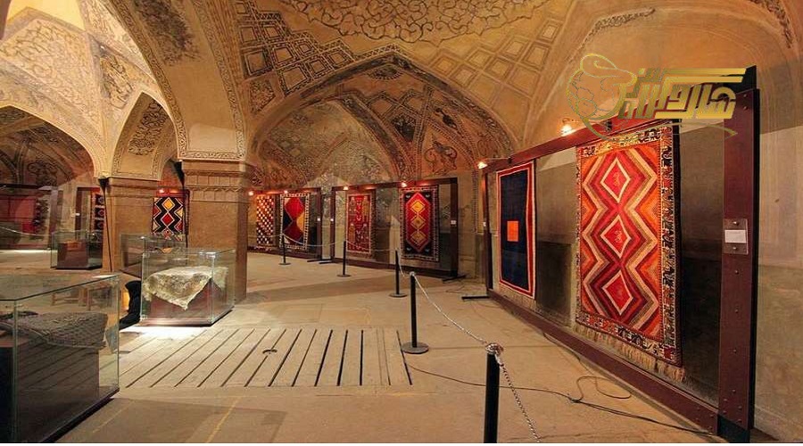 بازدید از موزه های در تور کیش شهریور 1402