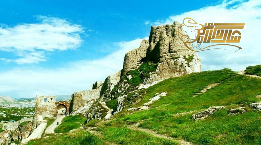 بازدید از قلعه باستانی در تور وان آبان 1404