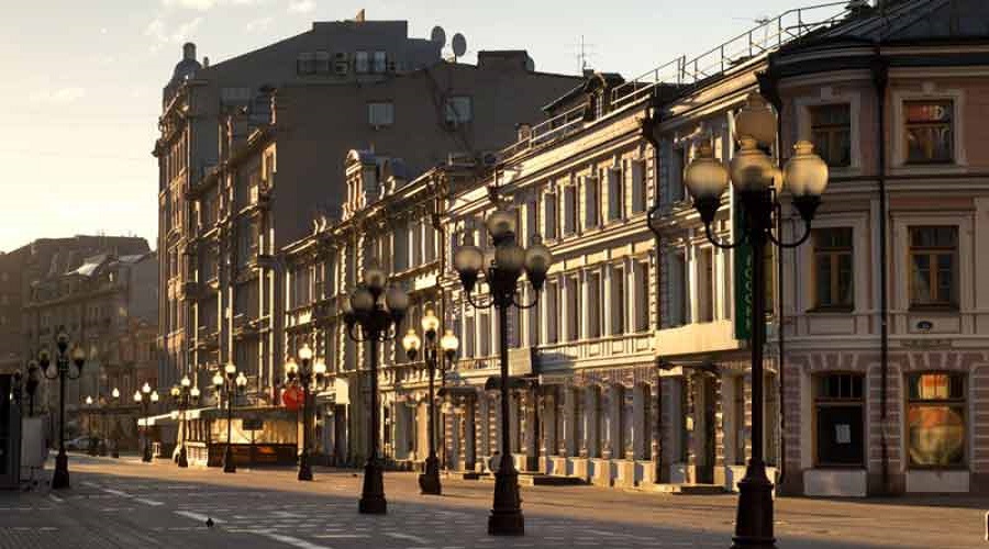 بازدید از خیابان آربات مسکو در تور روسیه آبان 1402