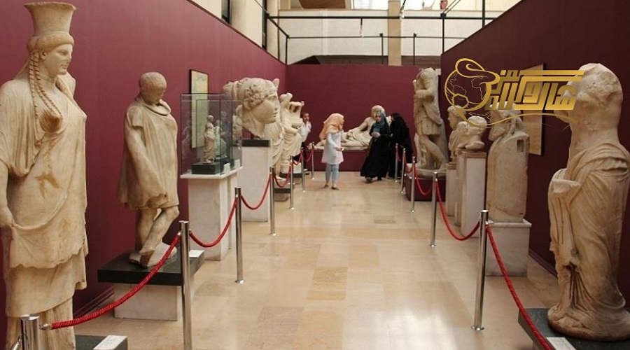 بازدید از موزه باستان شناسی در تور استانبول آبان 1403