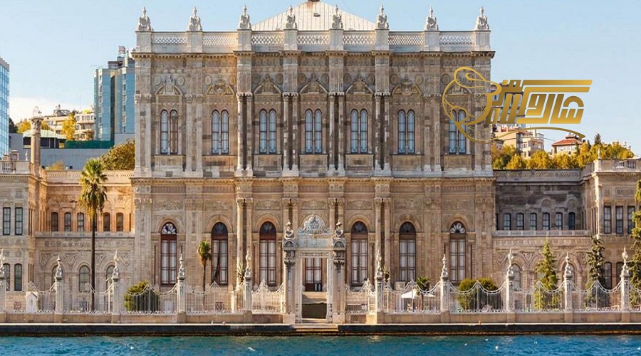 بازدید از کاخ دلما باغچه در تور استانبول آذر 1402