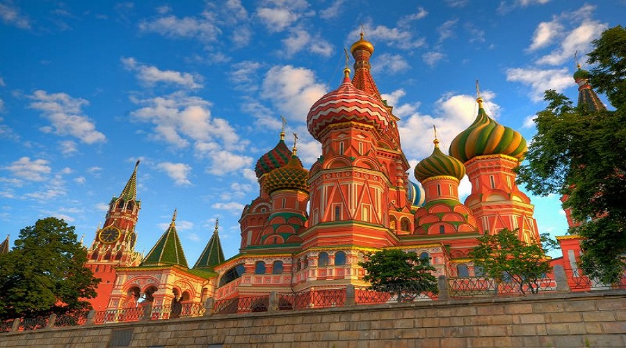بازدید از کلیسای واسیلی مسکو در تور روسیه بهار 1402