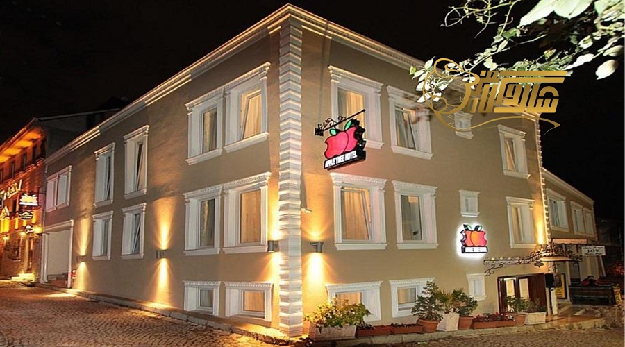 هتل های 3 ستاره در تور استانبول پاییز 1403