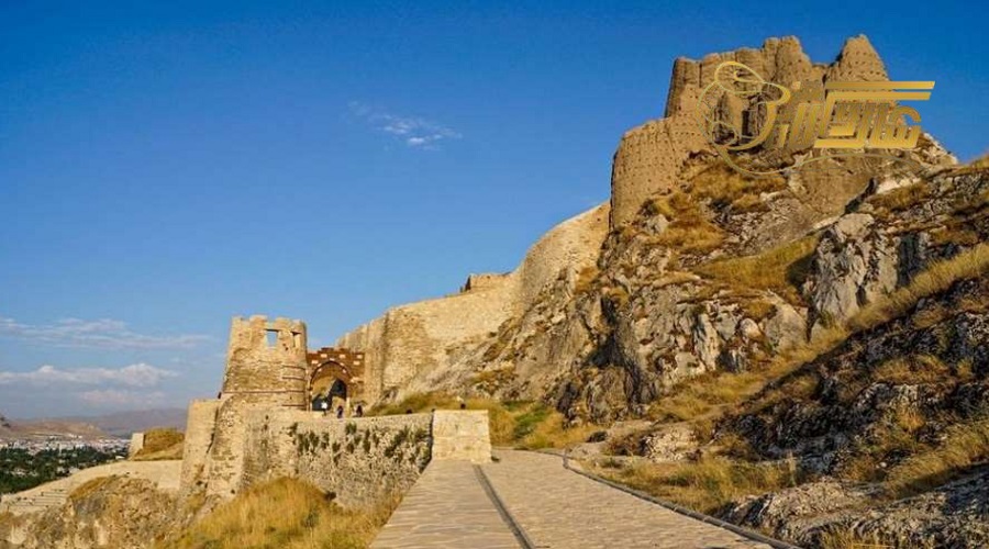 بازدید از قلعه باستانی در تور وان اردیبهشت 1405