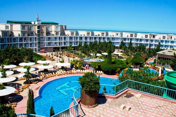 رزرو هتل 4 ستاره در تور باکو خرداد 1403