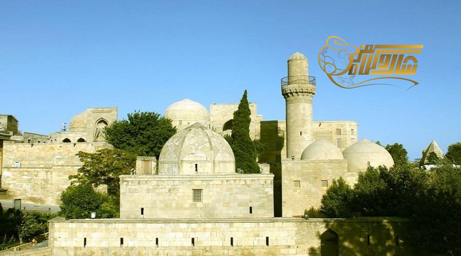 بازدید از کاخ شیروان شاه در تور باکو تابستان 1403