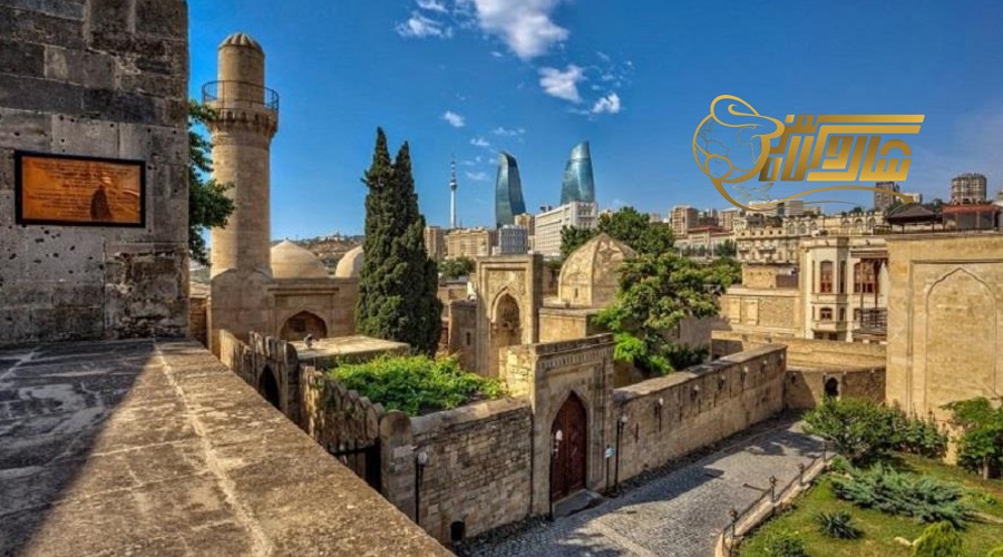 بازدید از کاخ شیروان شاه در تور باکو دی 1402