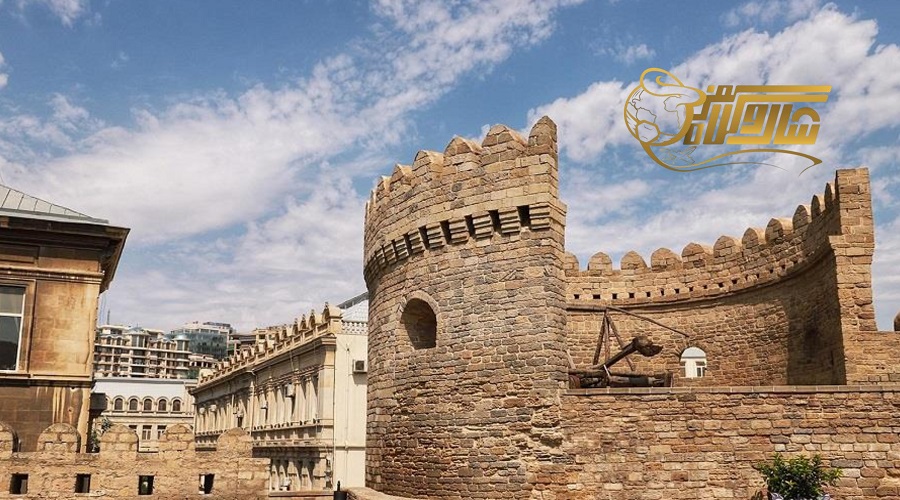 بازدید از کاخ شیروان شاه در تور باکو شهریور 1402