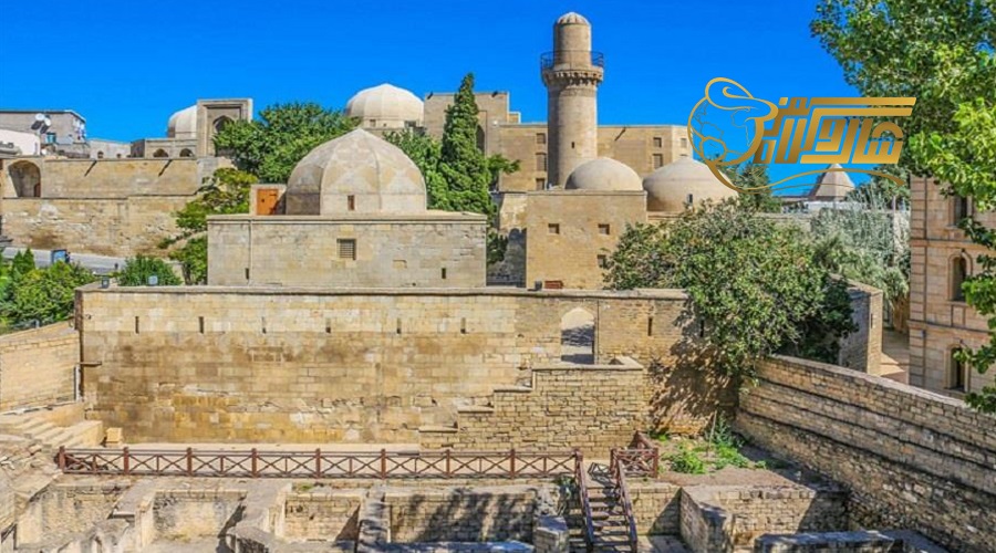 بازدید از کاخ شیروان شاه در تور باکو مرداد 1405