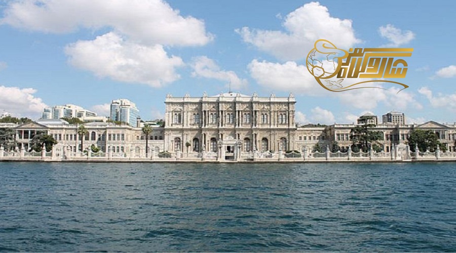 بازدید از کاخ دلما باغچه در تور استانبول نوروز 1403