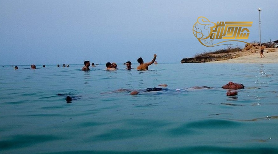 مهر ماه و شنا در جزیره زیبای قشم