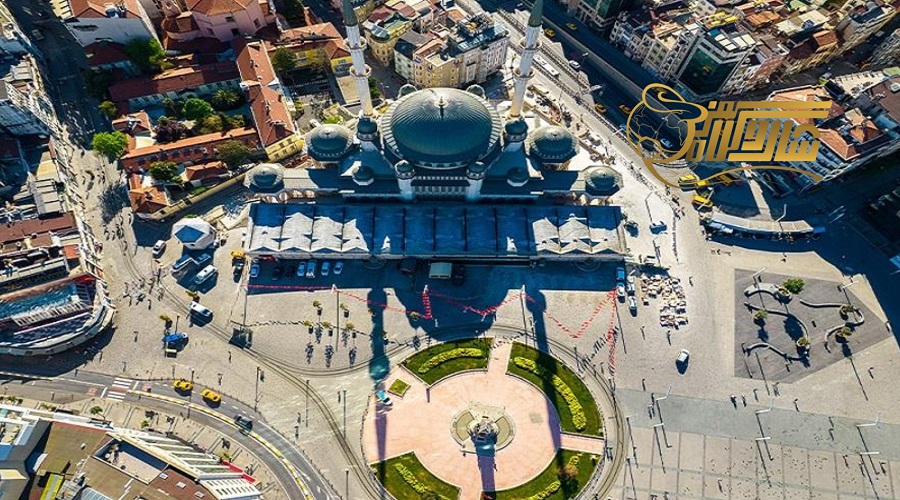 بازدید از میدان تکسیم در تور استانبول اسفند ۱۴۰۴ ð️✨
