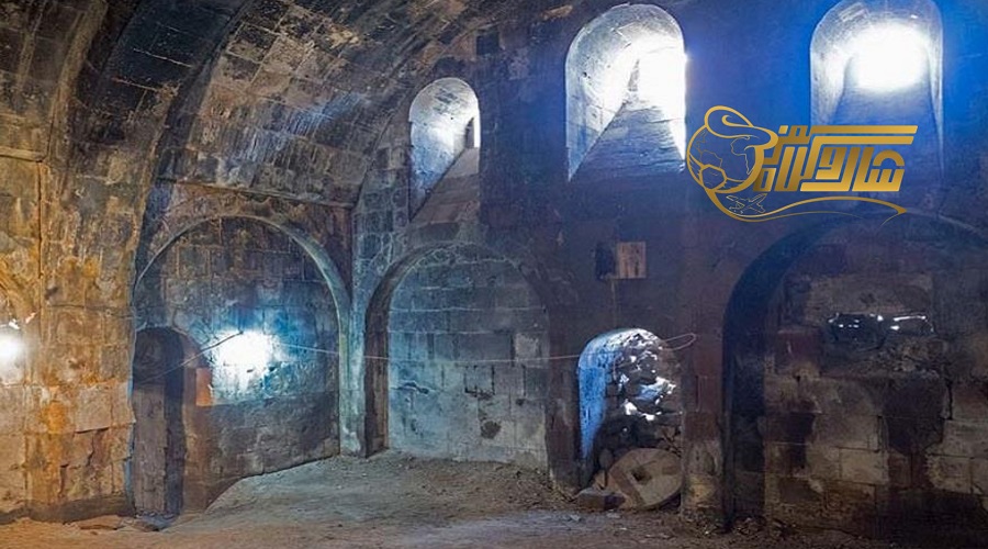 بازدید از کلیسای واراگاوانک در تور وان دی‌ماه ۱۴۰۴ | شاهکار معماری تاریخی ð️ð¹ð·