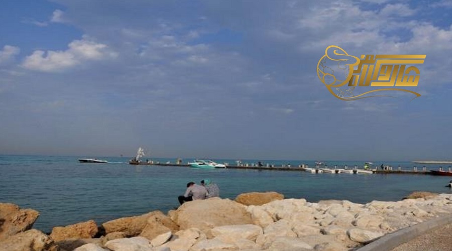 بازدید از ساحل مرجان در تور کیش اسفند ۱۴۰۴