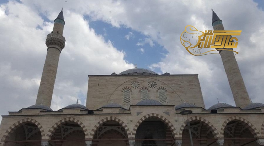 بازدید از مسجد سلیمیه در تور قونیه دی ۱۴۰۴ – شاهکار معماری عثمانی ✨