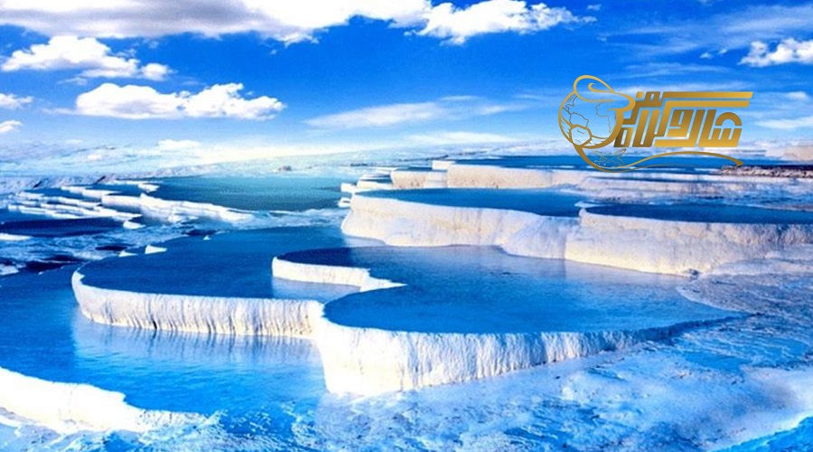 بازدید از پاموکاله در تور کوش آداسی بهمن ۱۴۰۴: قلعه پنبه‌ای شگفت‌انگیز