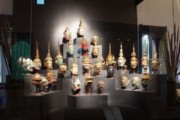 در موزه ملی بانکوک چه چیزهایی را خواهید دید؟