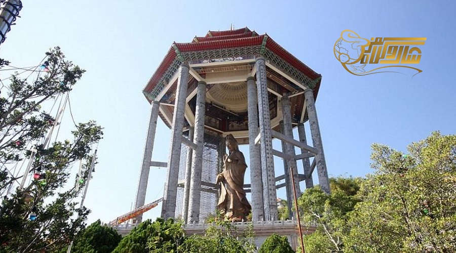 بازدید از معبد کک لوک سی در تور مالزی آبان 1404