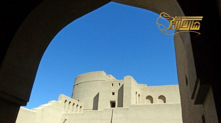 بازدید از شهر سحر و جادوی بهلا در تور عمان مرداد 1403