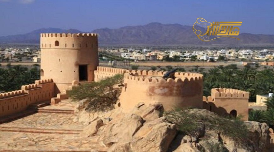 بازدید از شهر سحر و جادوی بهلا در تور عمان مهر 1404