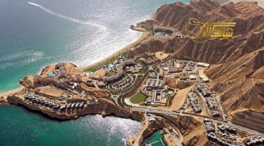 بازدید از جزیره مصیره در تور عمان آذر 1403