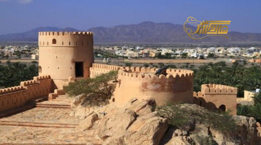 بازدید از شهر سحر و جادوی بهلا در تور عمان مهر 1403